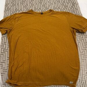 Vuori Men's Mustard Short Sleeve Tee
